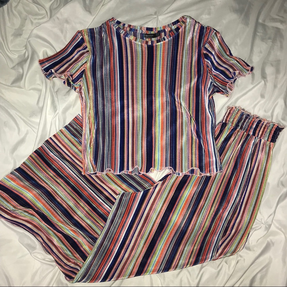 Bershka Set (top and bottoms)